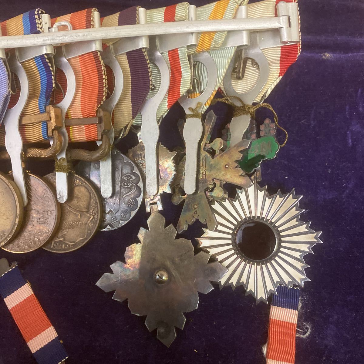 Medal Bar with Manchukuo  National Shrine Foundation  Medal.jpg