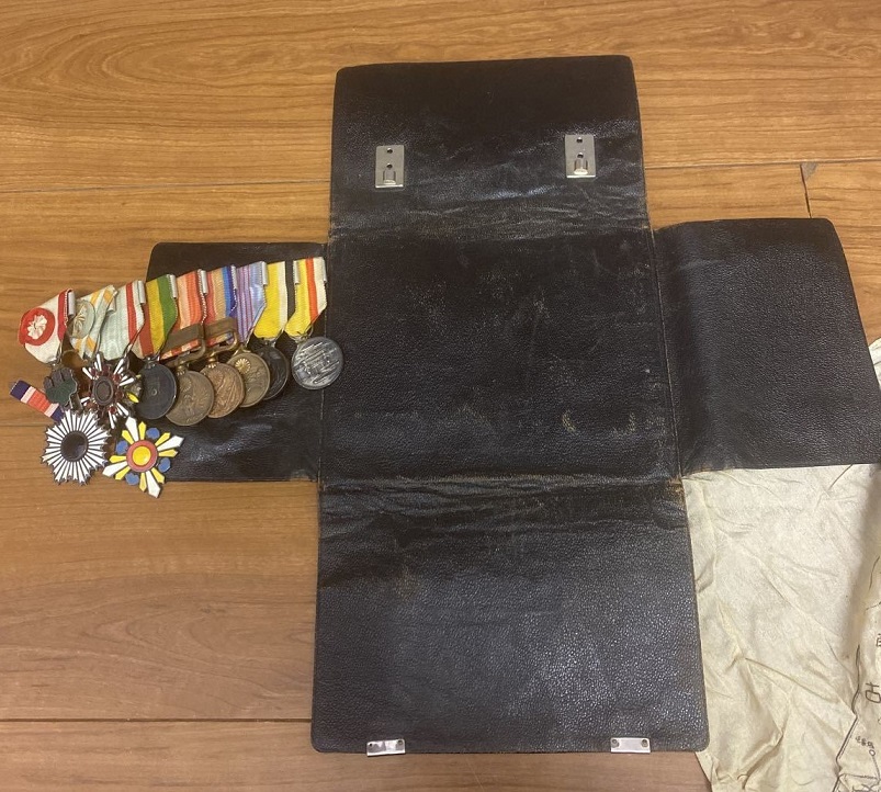 Medal Bar  with Manchukuo  National Shrine Foundation Medal.jpg