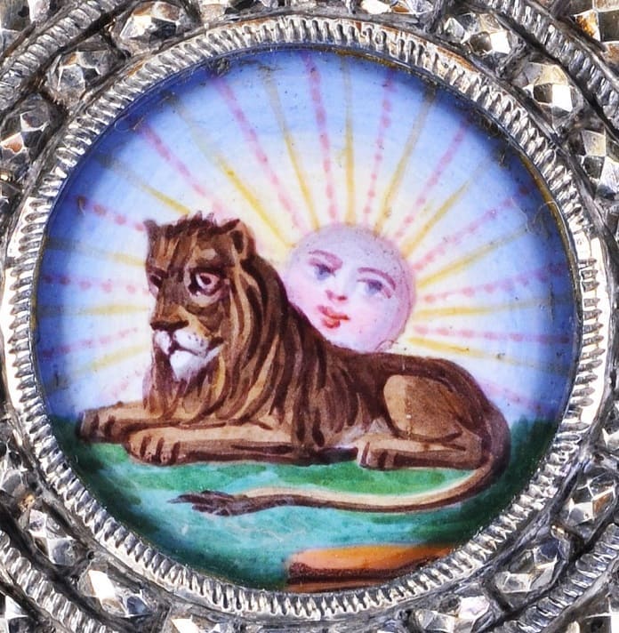 Medallion.jpg