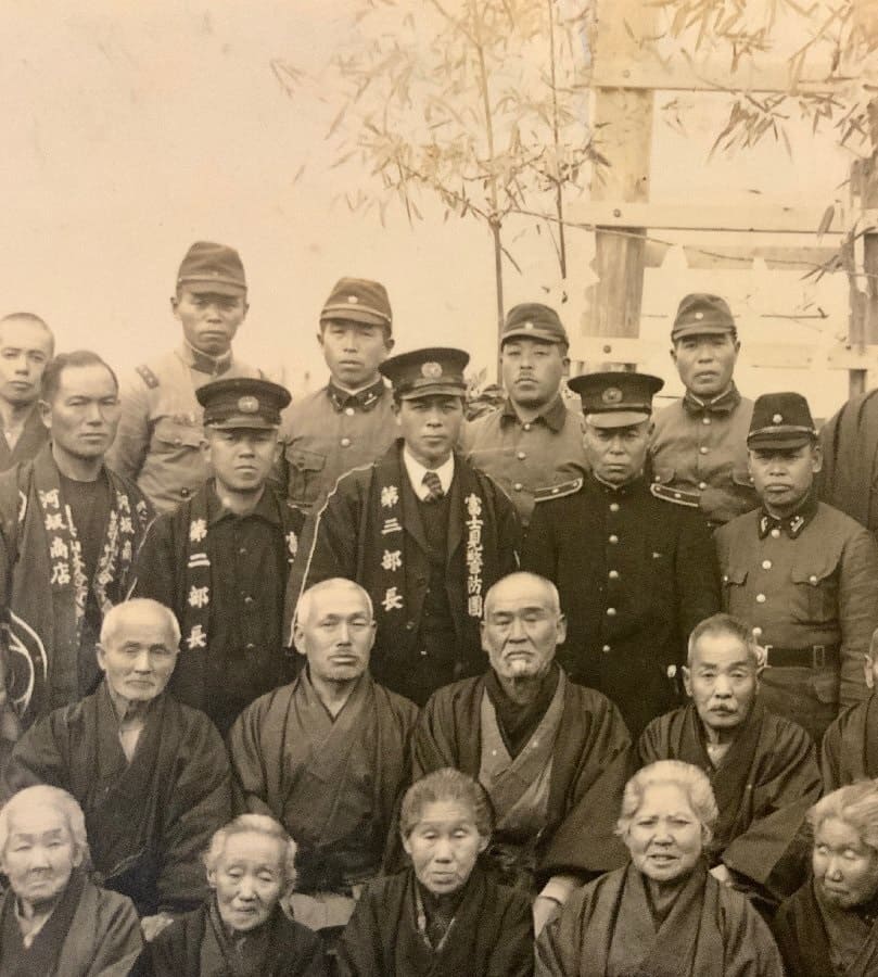 Members  and supporters of Fujimi Keibodan.jpg