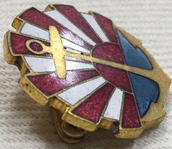 Member's Badge of the Navy League 海軍協會會員章...jpg
