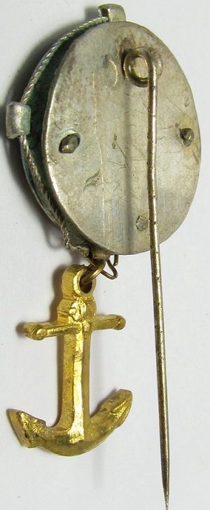 Membership Badge  of Japanese   Imperial Marine Rescue Association.jpg
