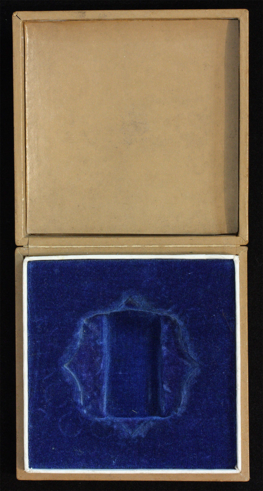 Mengjiang Autonomous Government Genghis Khan Military  Merit  Badge.jpg
