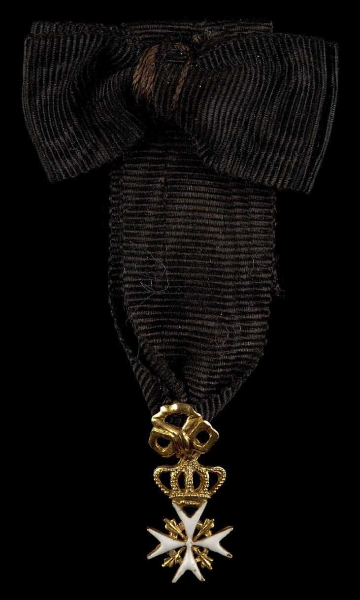 Miniature Cross of the Order  of St. John.jpg