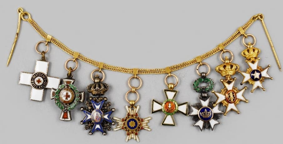 miniature group with Sacred Treasure order.jpg