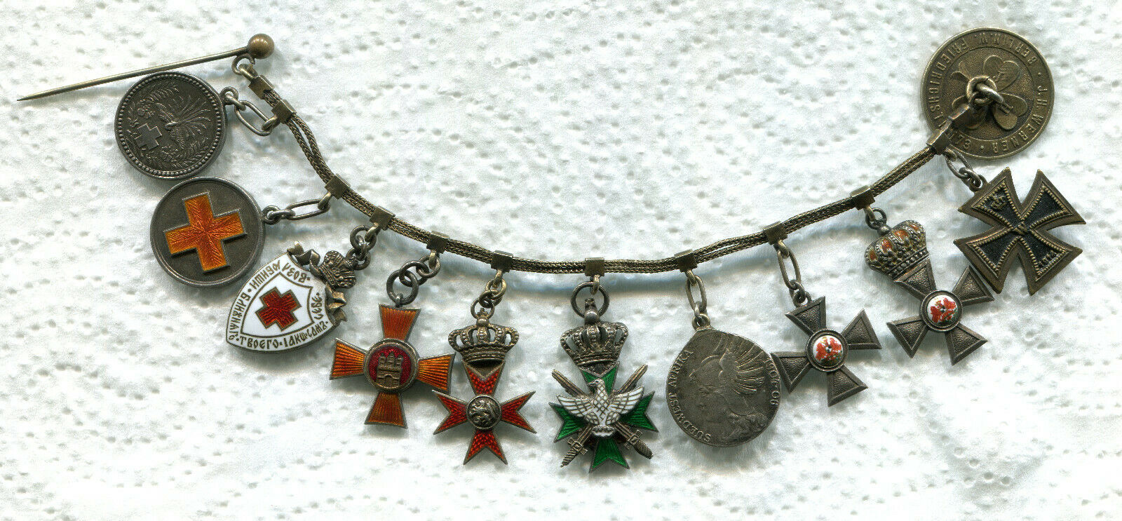 Miniature Groups with Japanese Orders and Medals.jpg