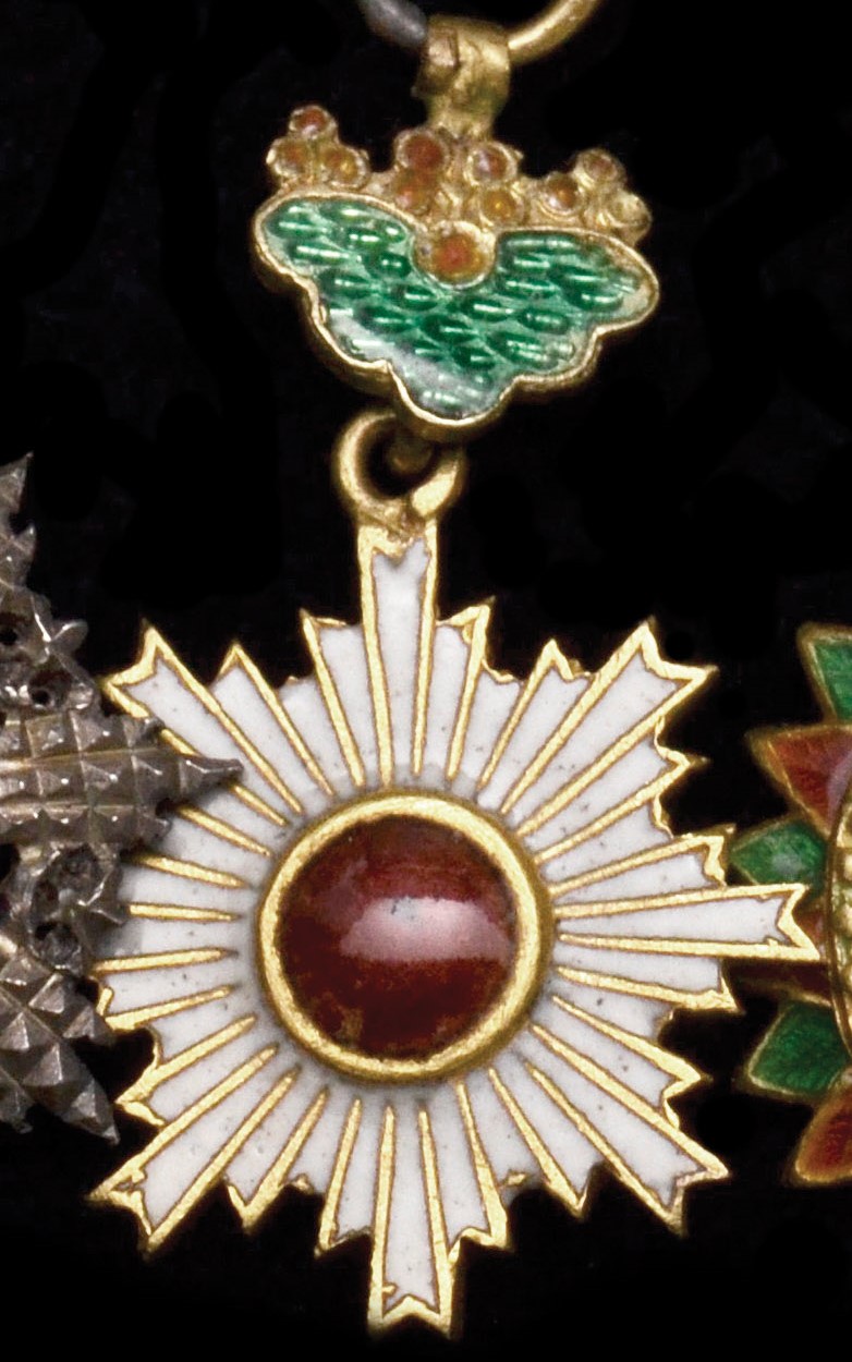 Miniatures of Japanese Consul in Buenos Aires Herbert Shepherd-.jpg