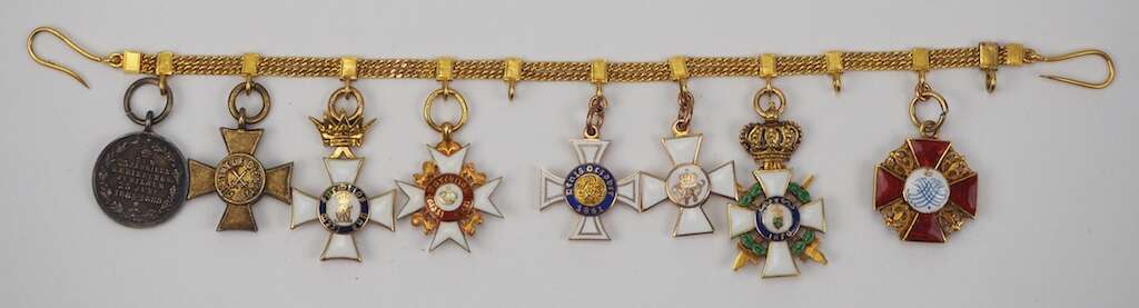 Miniatures of Major General  Alfred von Dalbenden.jpg