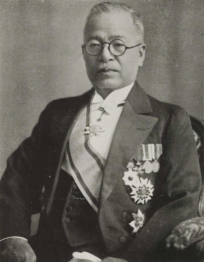 Motoji Shinkuma 泉二新熊.jpg