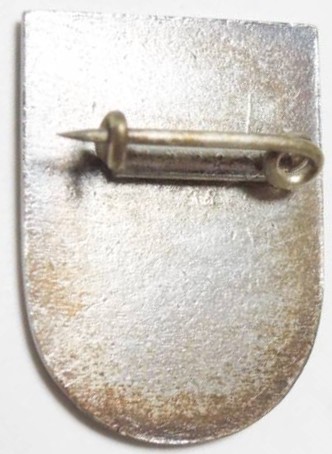 National Spiritual Mobilization Badge 国民精神総動員徽章.jpg