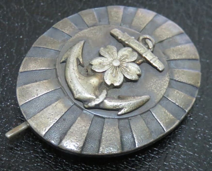 Naval  Academy Graduation  Badge  made by Hattori workshop.jpg