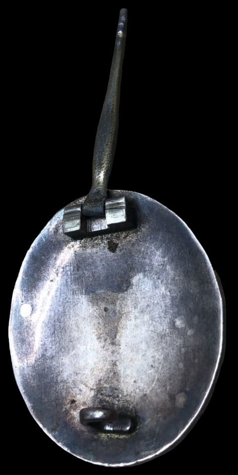 Naval Academy Graduation  Badge made by Hattori  workshop.jpg