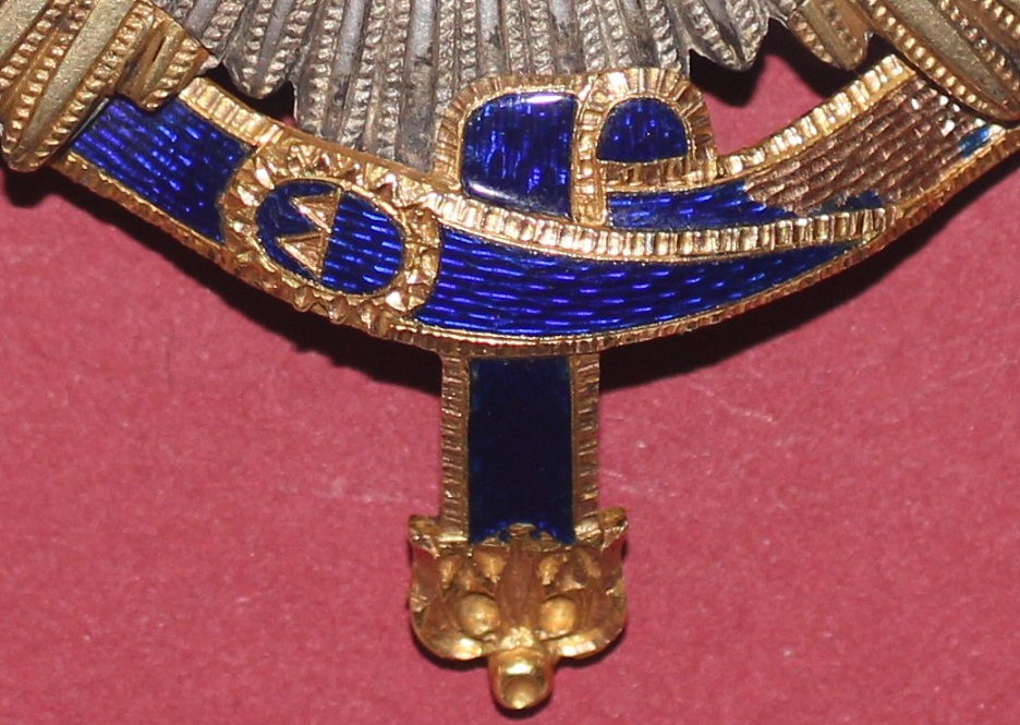 Nicholas I’s Breast Star of St. Vladimir Order combined with the Order of the  Garter.JPG