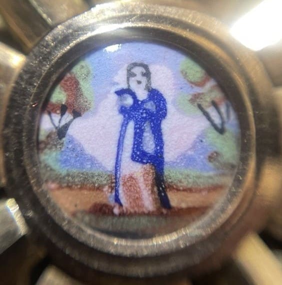 Obverse medallion.jpg