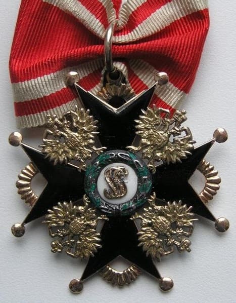 Орден Святого Станислава чёрной эмали.jpg