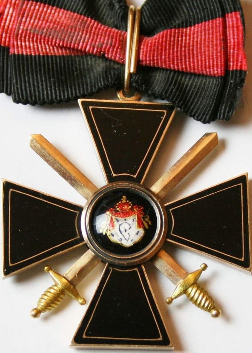Орден Святого Владимира 4-й степени с мечами АБ.jpg
