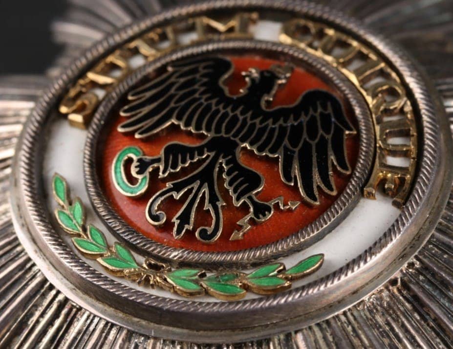 Order of Black Eagle breast star made by  Rothe.jpg