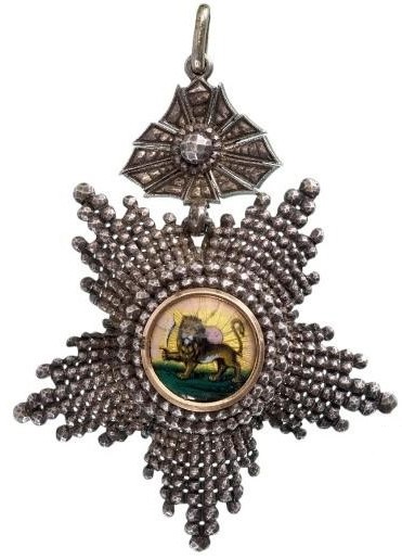 Order of Lion and Sun made by Russian workshop of Nichols&Plinke.jpg
