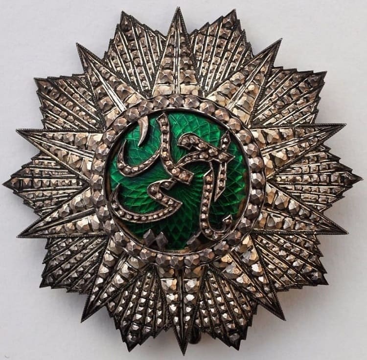Order of Nichan Iftikhar breast star made by Arthus Bertrand.jpg