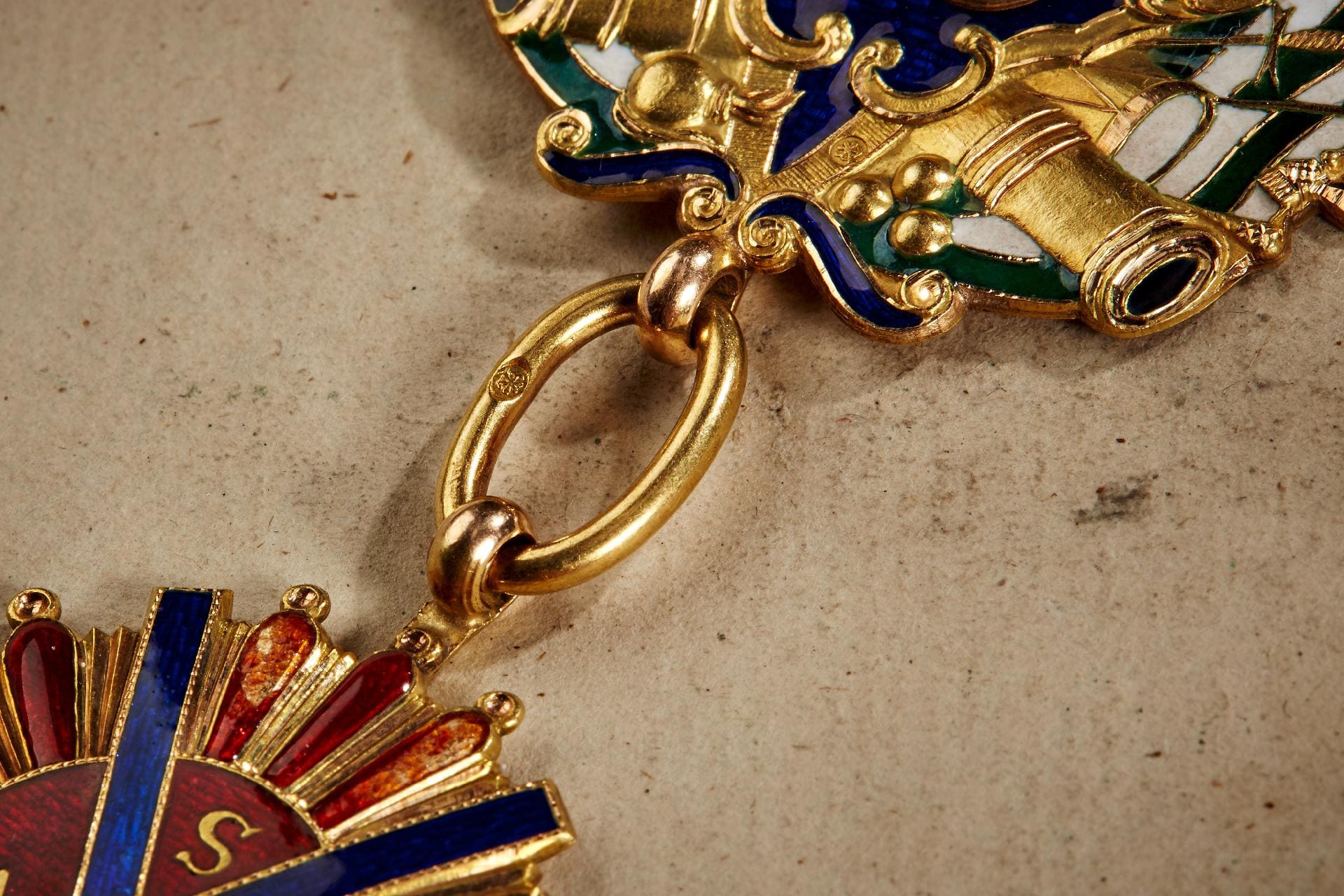 Order of Saint Andrew Collar with 23 links made by Immanuel Pannasch in 1831.jpg