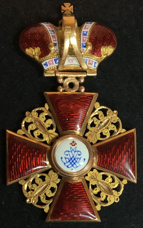 Order  of Saint Anna with Imperial Crown made by Immanuel Pannasch.jpg