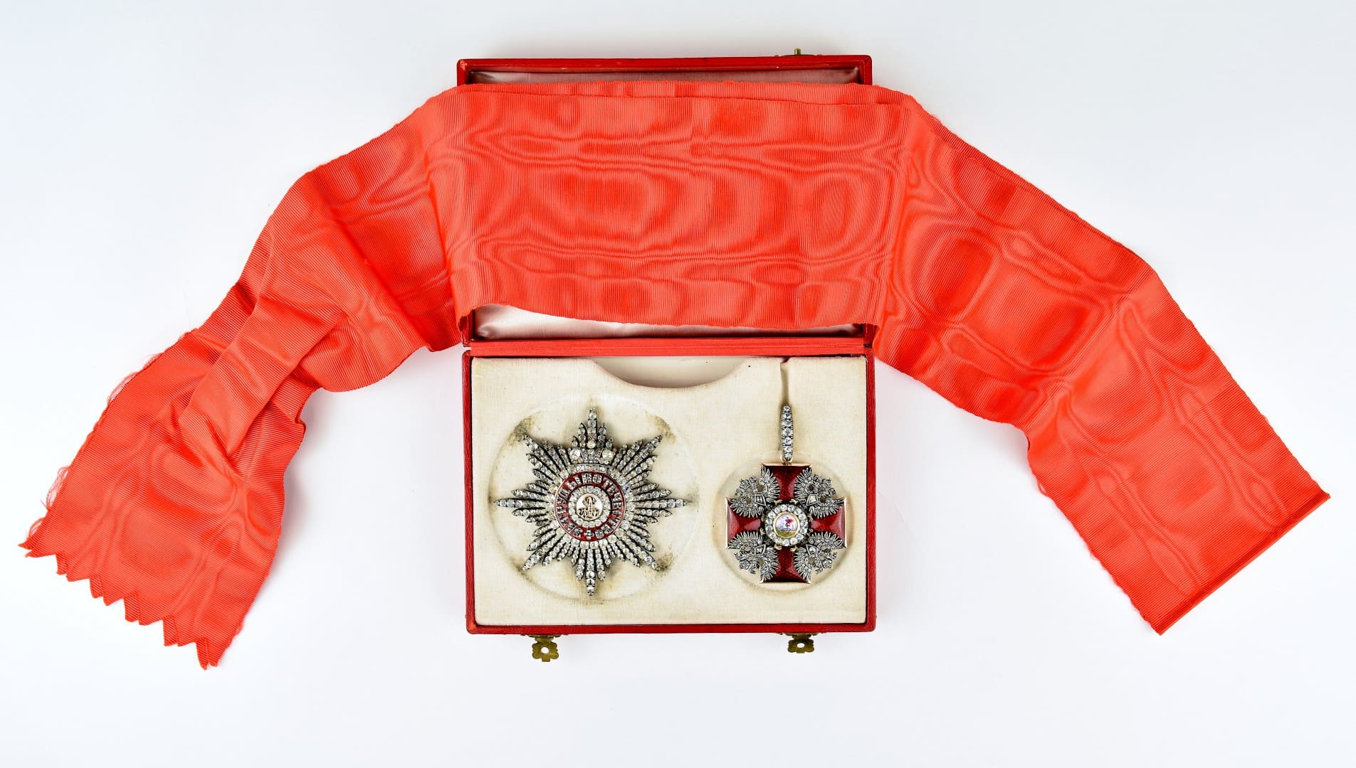 Order of St. Alexander Nevsky with  diamonds.jpg