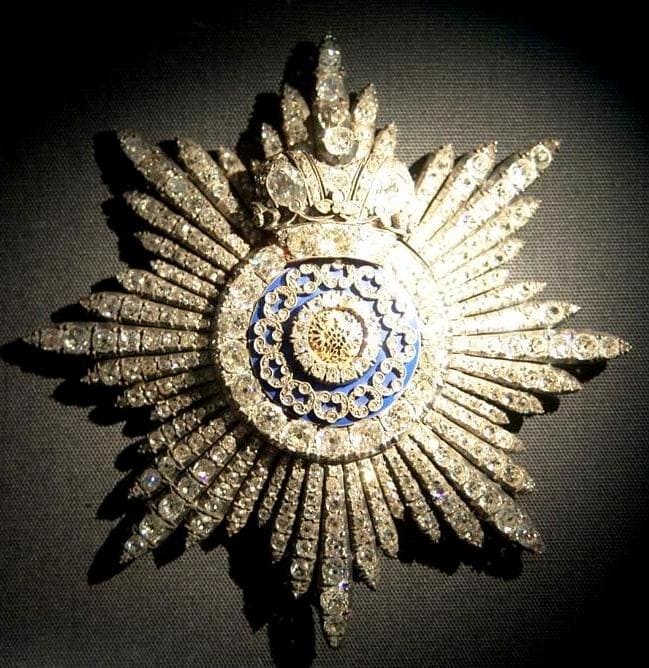 Order of St.  Andrew with Diamonds for Non-Christians from Topkapı Palace Museum.jpg
