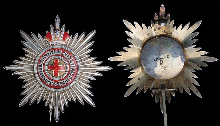 Order of St Anne breast star with Imperial Crown.jpg