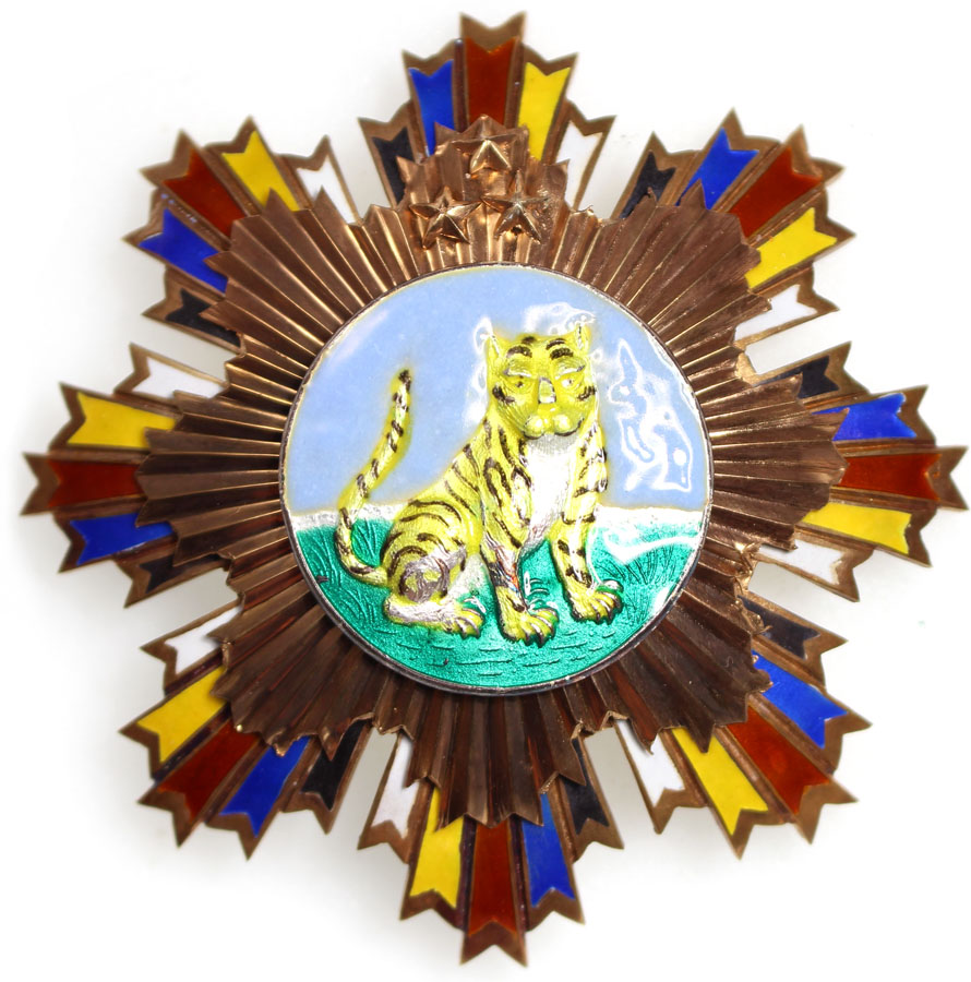 Order of Striped Tiger, 1st Class.jpg