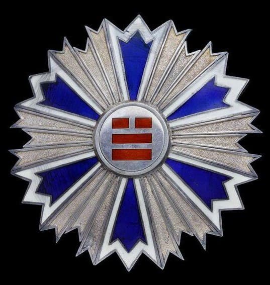 Order of the Eight Trigrams 2nd Class Star.jpeg