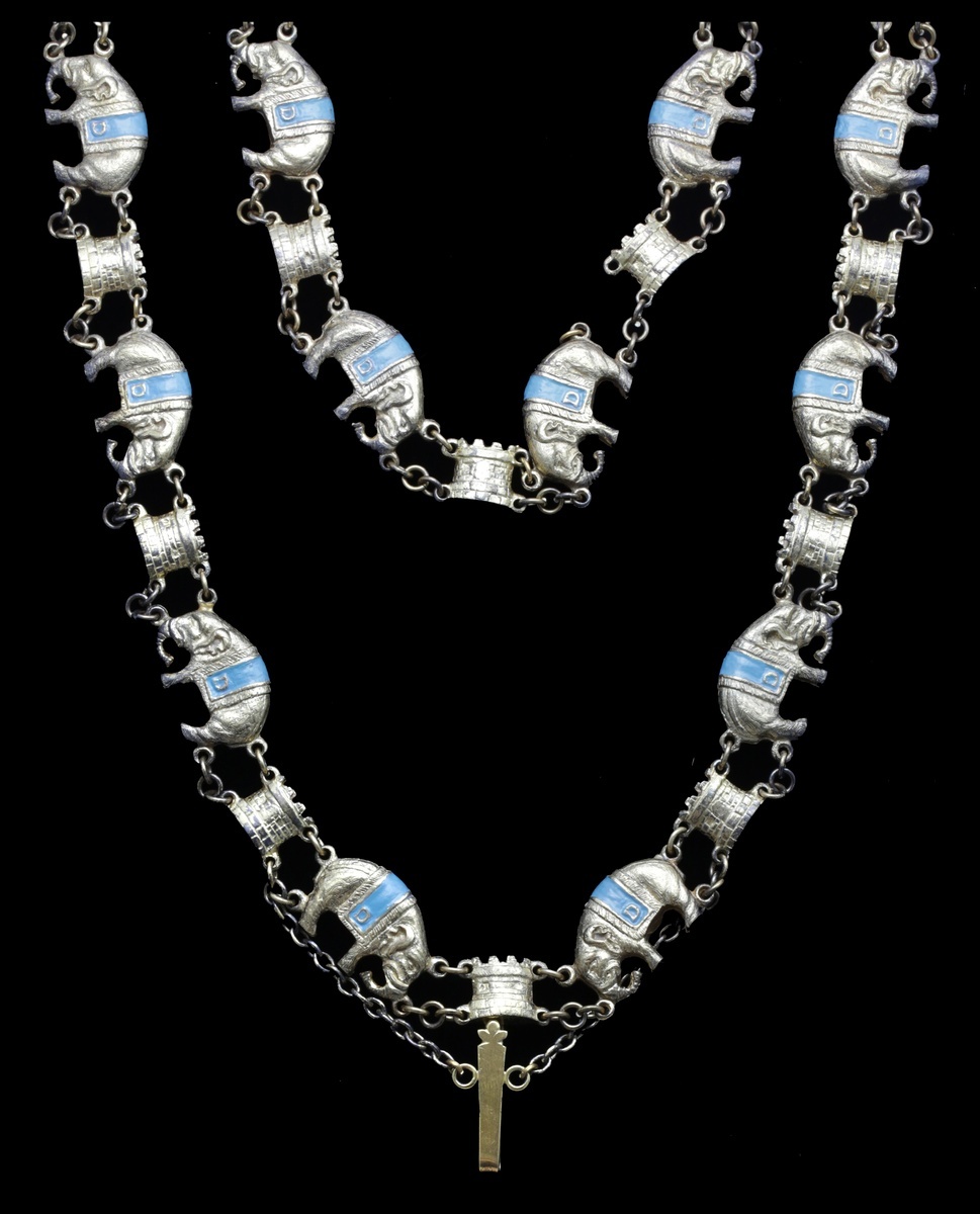 Order of  the Elephant Collar FAKE REPLICA.jpg