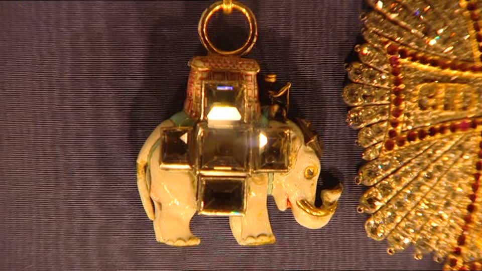 Order of the Elephant in  Rosenborg  Castle.jpg