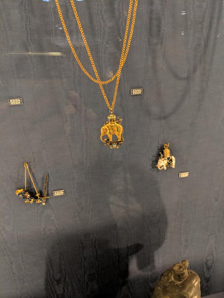 Order of the Elephant made in 1580 for the King Frederik II of Denmark.jpg