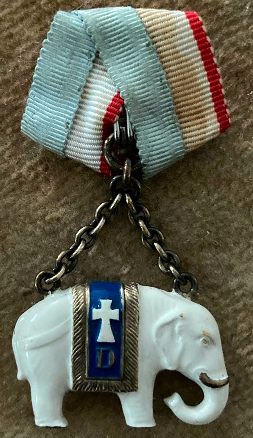 Order of the Elephant Officiant’s Badge miniature.jpg