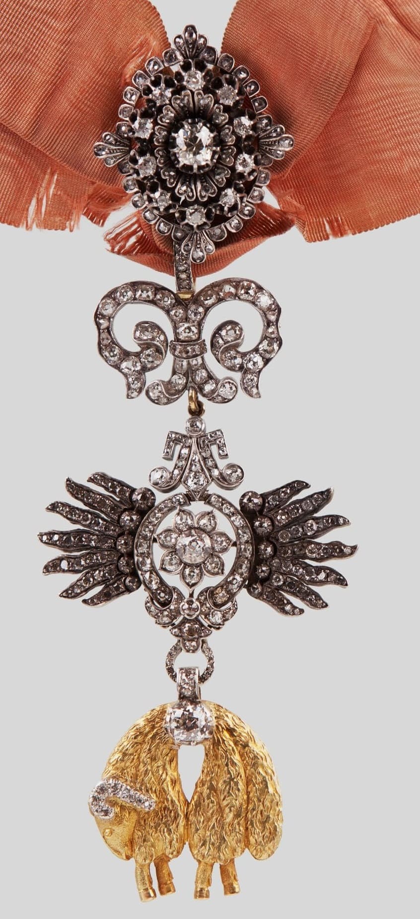 Order of the Golden Fleece badge in diamonds, c. 1840.jpg