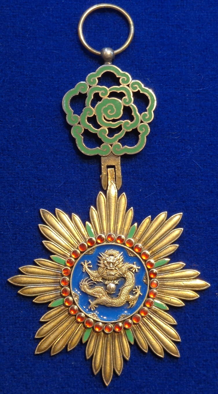 Order of the Illustrious Dragon Sash Badge.jpg