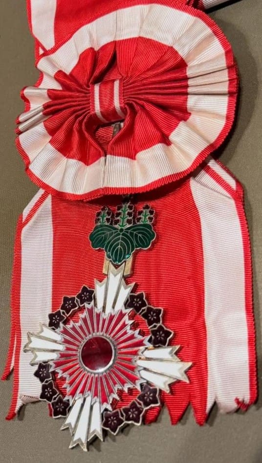 Order of the Paulownia Flowers of French Marshal Joseph Joffre.jpg