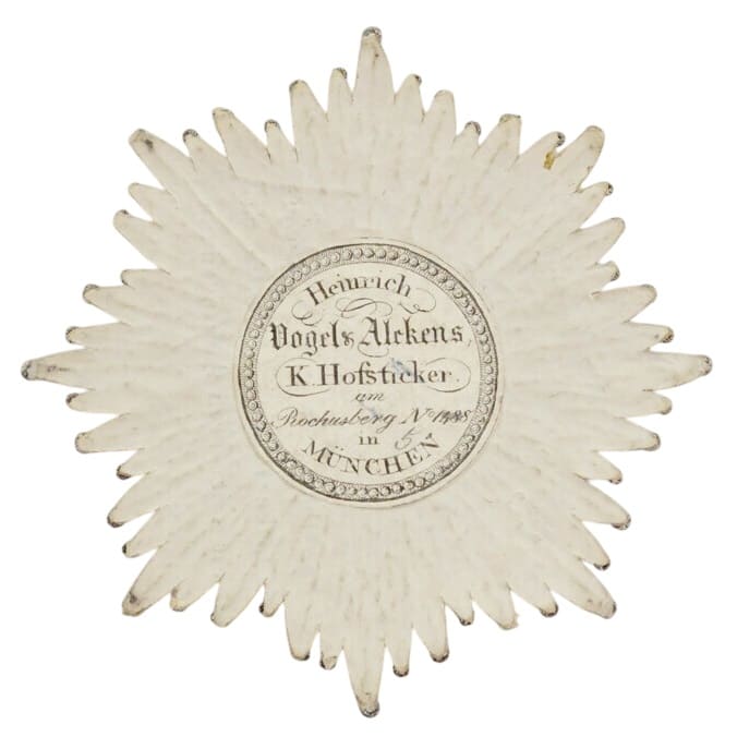 Order of the Redeemer Embroidered Breast Star  made by Heinrich Vogels & Alcken.jpg