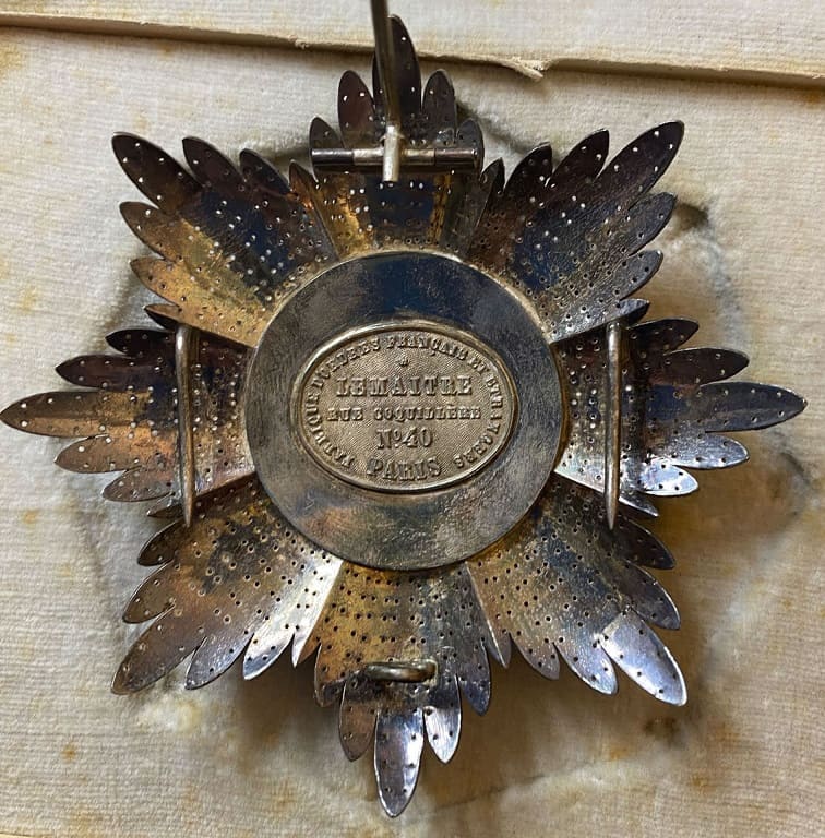 Order of the Redeemer made by  Lemaitre Paris.jpg