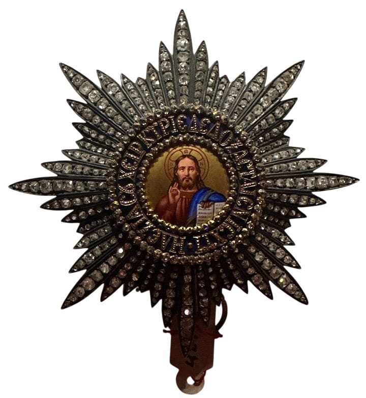 Order of the Redeemer with Diamonds from the collection of Imperial Treasury of Topkapi Palace in Istanbul.jpg Order of the Redeemer with Diamonds from the collection of Imperial Treasury of Topkapi Palace in Istanbul.jpg