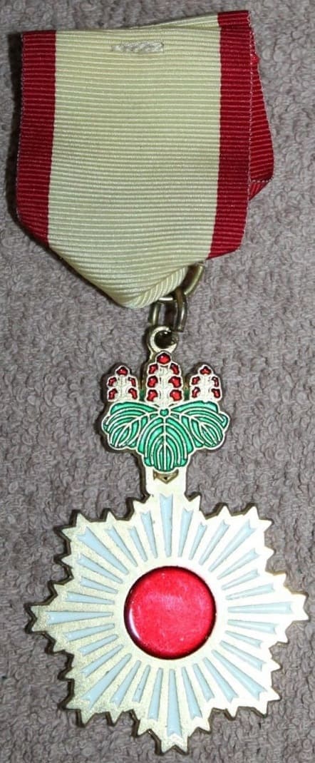 Order of the Rising Sun  Replica.jpg
