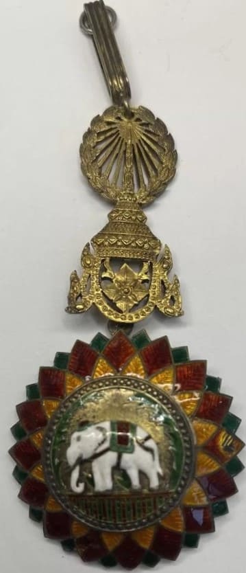 Order of the White Elephant made by Court Jewellers  A.Gränlert&Co, Bangkok.jpg