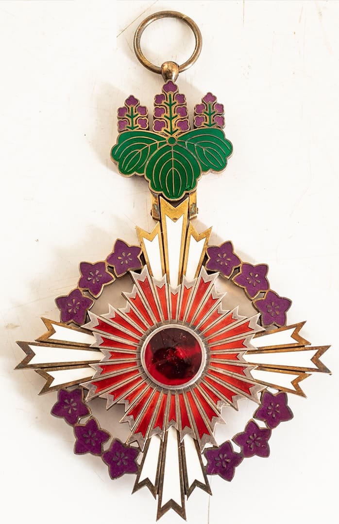 Order of the_Paulownia Flowers from Meiji.jpg