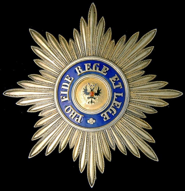 Order of White Eagle breast star for Non-Christians made by Albert Keibel.jpg