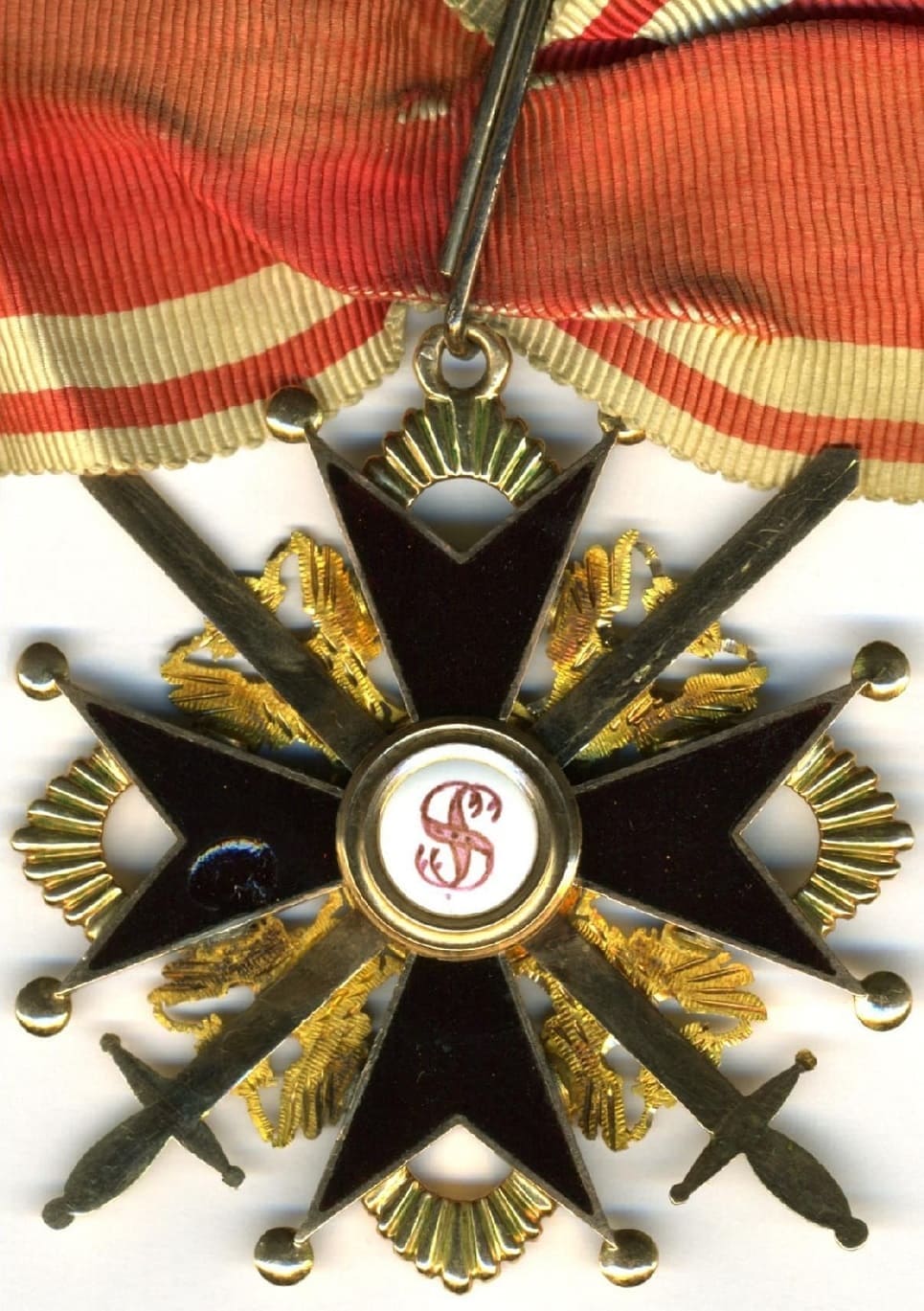 Order_of_St_Stanislaus_1st 2nd class  cross with swords.jpg