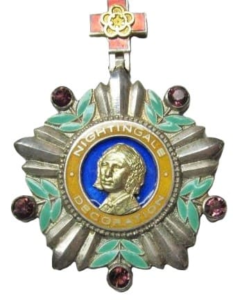 Osaka Prefecture Nightingale Merit Decoration ナイチンゲール大阪府功勞章.jpg
