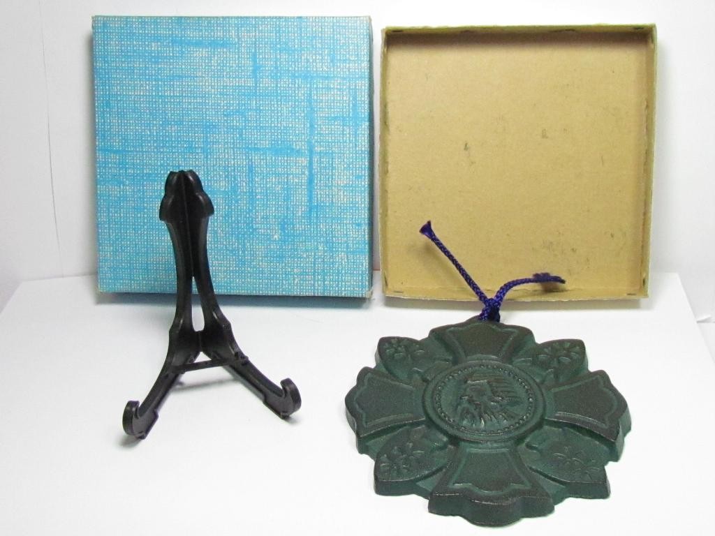 Paperweight of Japanese Disabled Veterans Association-.JPG