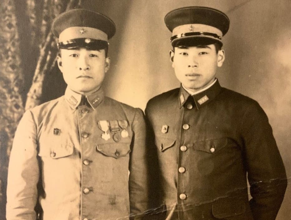 Photo with Imperial Military Reservist Association Badge.jpg