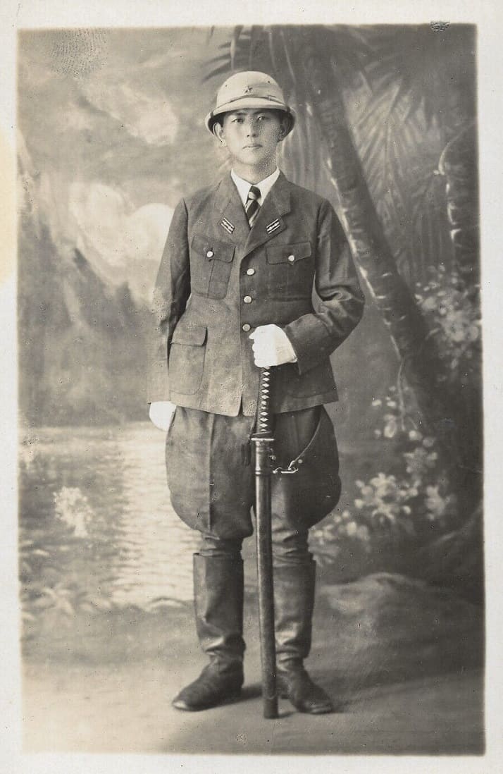 Photo with Japanese Army Sun Helmet.jpg
