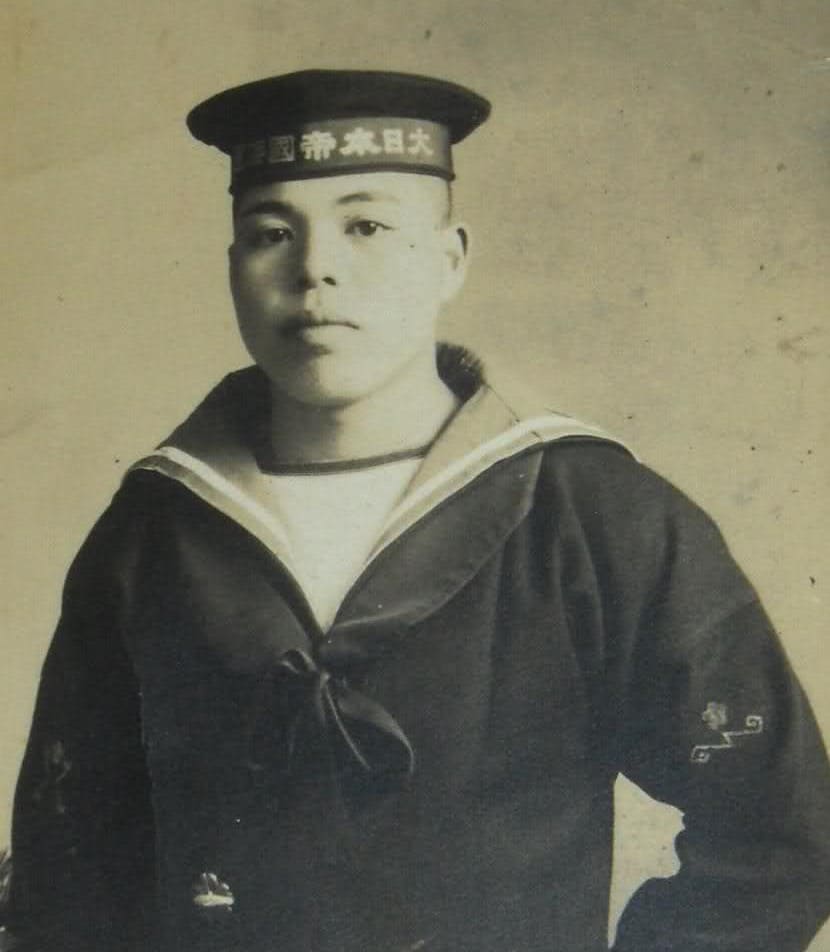 Photo  with Japanese Submariner Badge.jpg